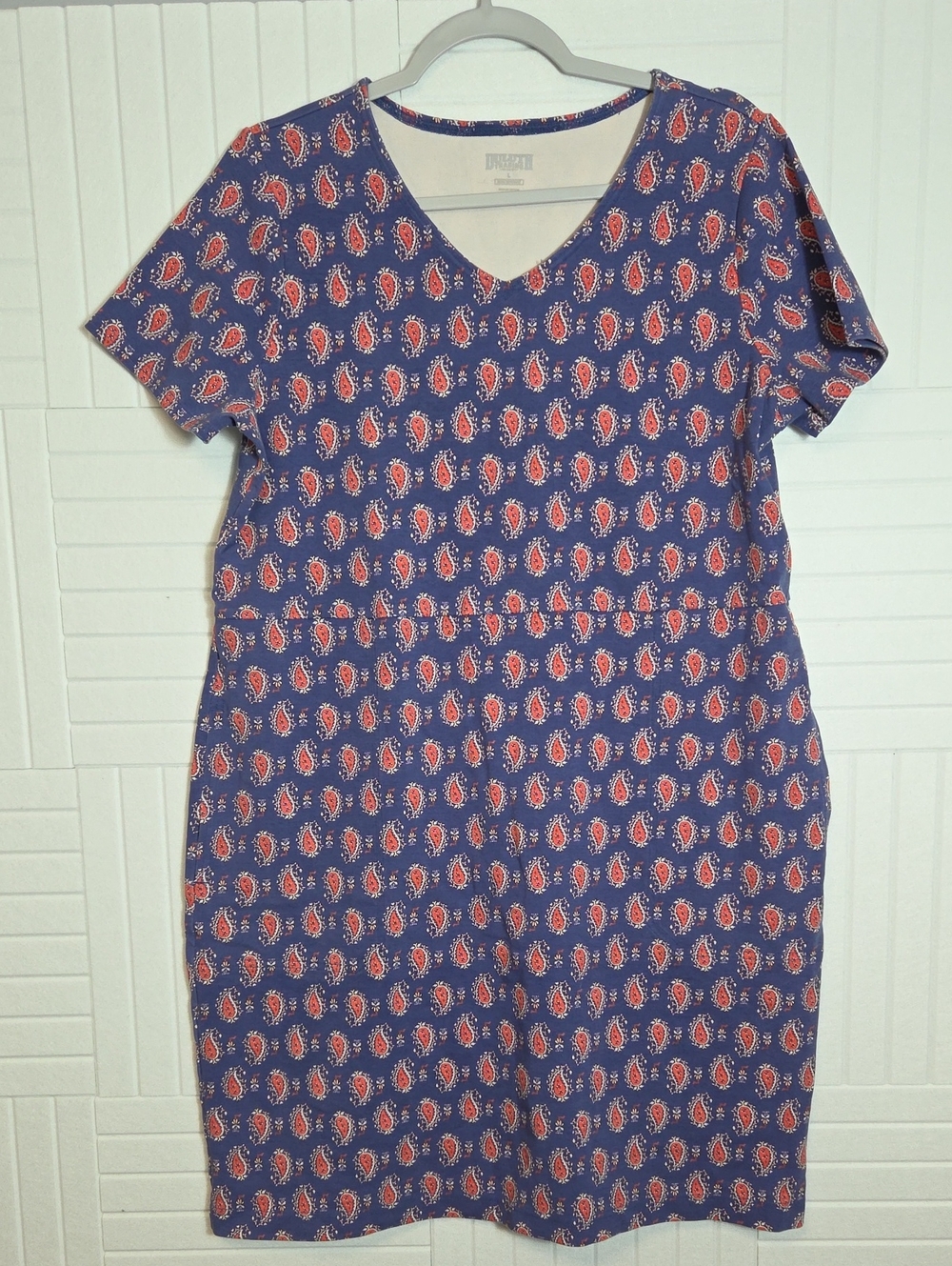 Duluth Trading Co Blue Paisley V Neck Dress With Extra Large Pockets Size L